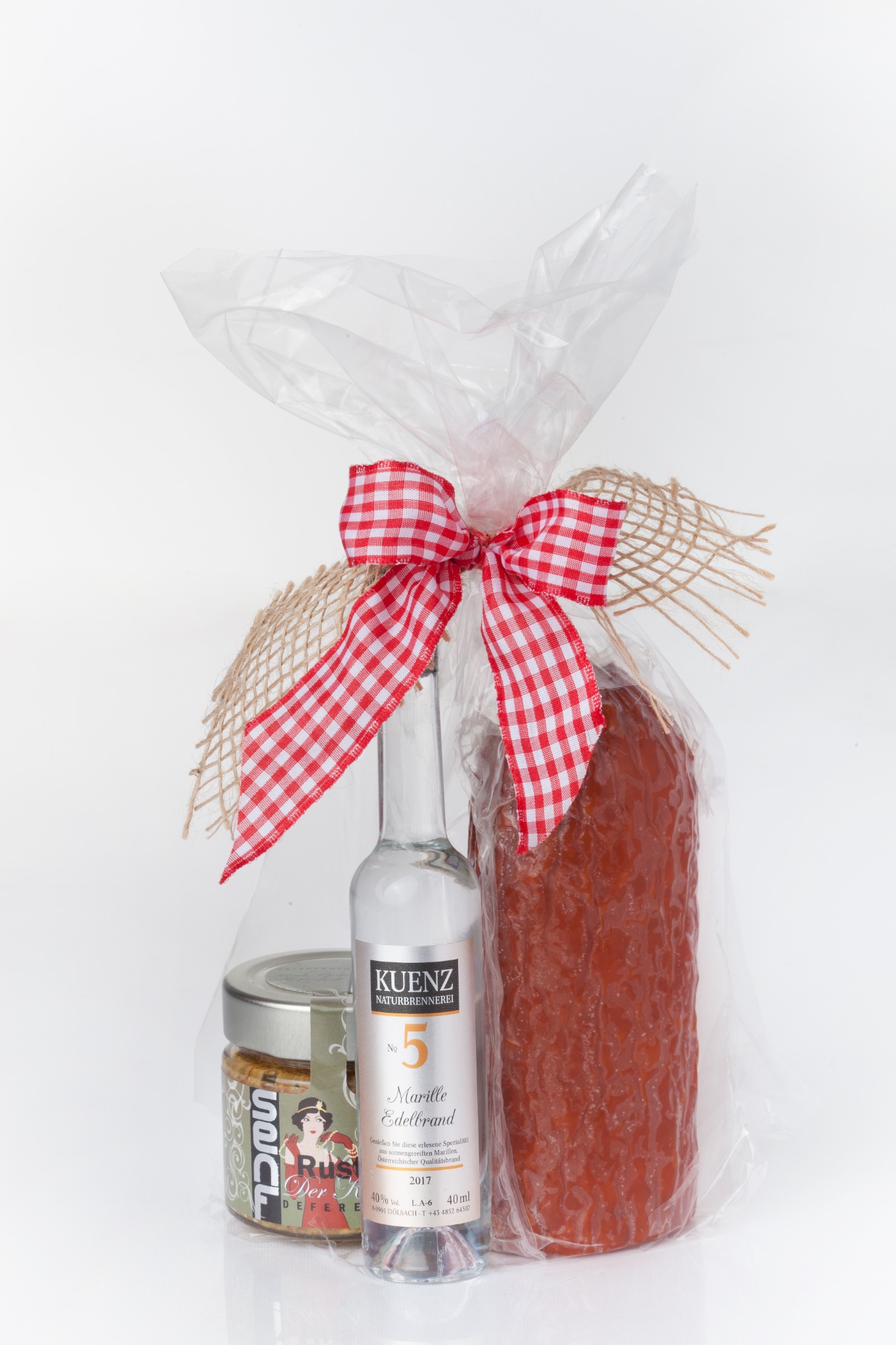 Regionale Produkte und Schnäpse aus Osttirol